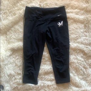 Nike Sz. S Dri-fit Capri pant